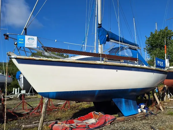 1988 Westerly Tempest 31 for sale at Miles Stratton Marine