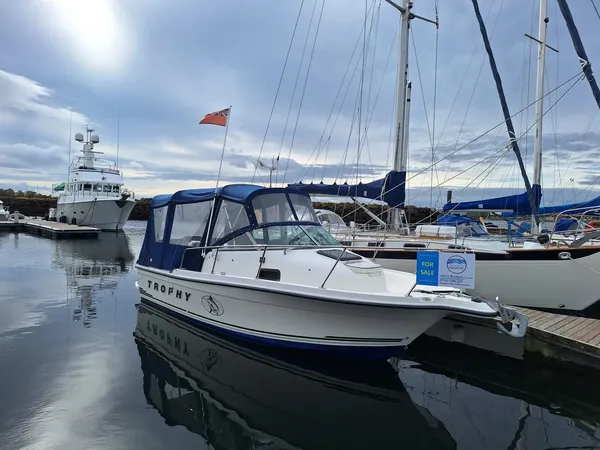 2000 Bayliner 2052 Trophy for sale at Miles Stratton Marine