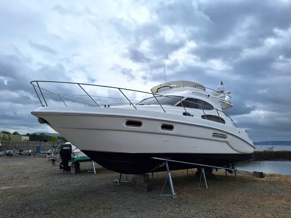 2006 Sealine F37 for sale at Miles Stratton Marine